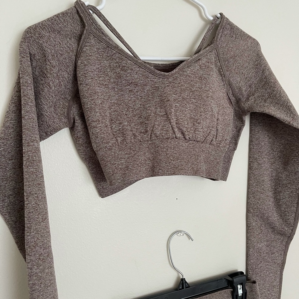 Three Pieces Set - image 6